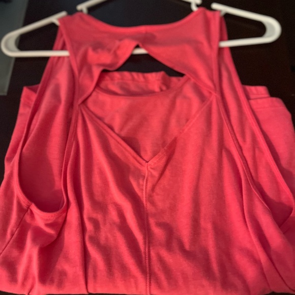 Tank top - Picture 2 of 2